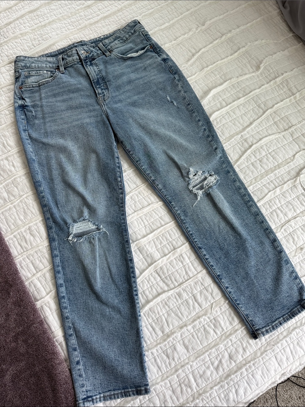 Old Navy Blue Distressed Boyfriend Jeans